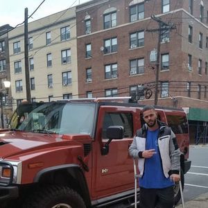 Meet your Posher, Luis ariel